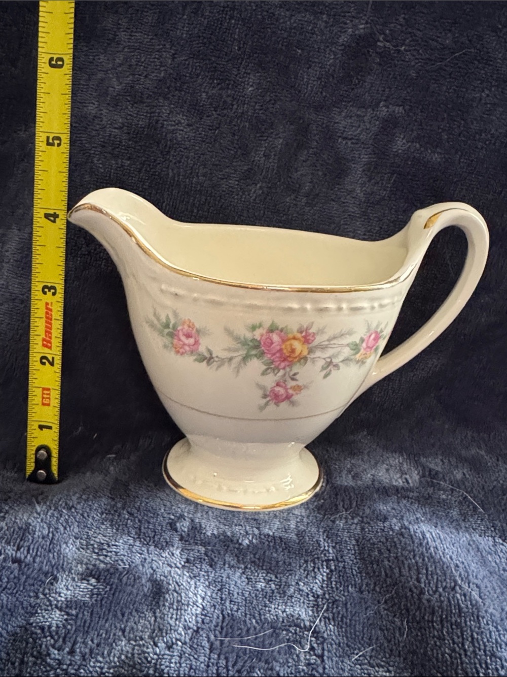 Homer Laughlin Creamer Countess Pattern